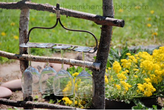 rake to wine glass holder