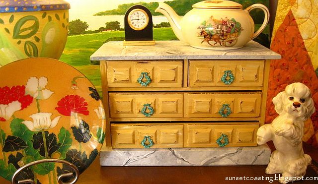 Sunset Coast jewelry box after