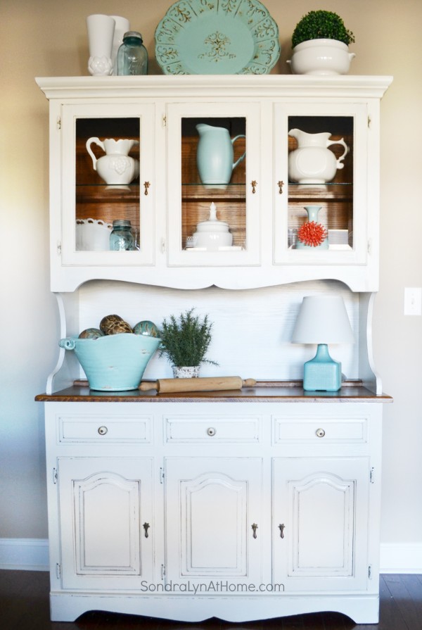 White-Chalk-Painted-Hutch