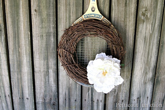 tennis-racket-spring-wreath-hanger